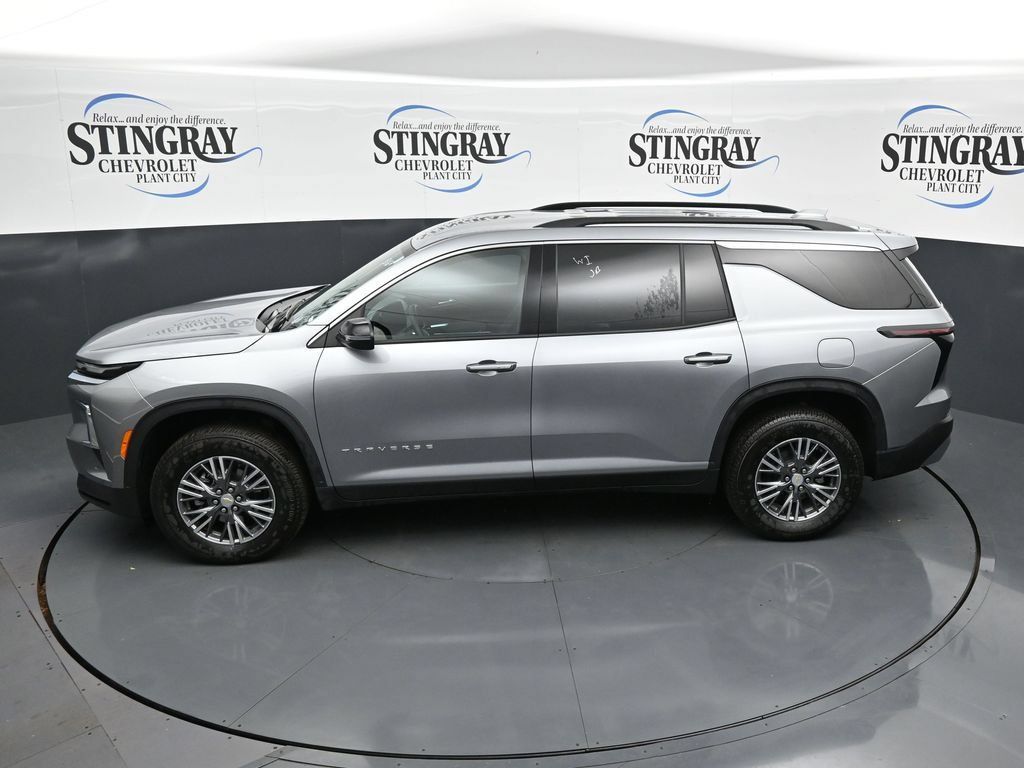 Used 2026 Chevrolet Traverse LT AWD/4WD image 21