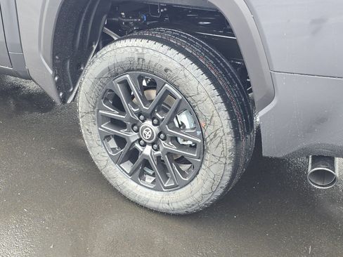 New 2026 Toyota Tundra Limited image 10