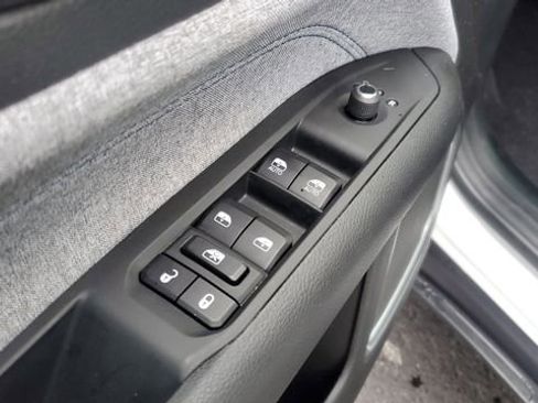 Certified 2024 Jeep Compass Latitude image 5