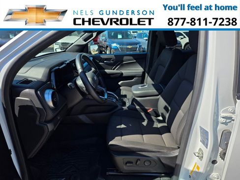 Used 2023 Chevrolet Colorado LT w/ LT Convenience Package II AWD/4WD image 15