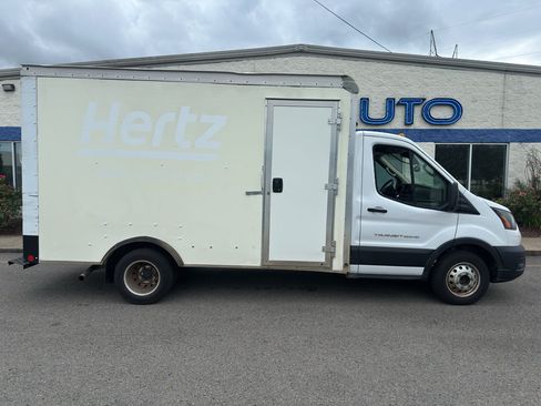 Used 2022 Ford Transit 350 DRW RWD image 3