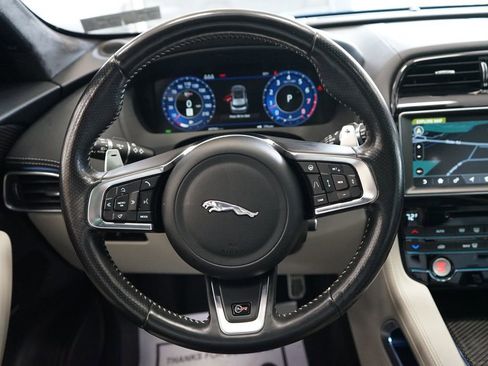 Used 2020 Jaguar F-PACE SVR AWD/4WD image 34