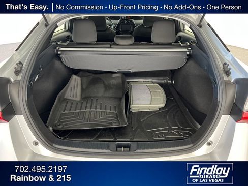 Used 2021 Toyota Prius LE image 23