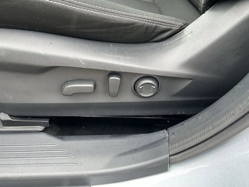 Used 2023 Subaru Outback Premium image 21