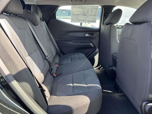 New 2027 Chevrolet Bolt LT w/ Comfort Package image 23