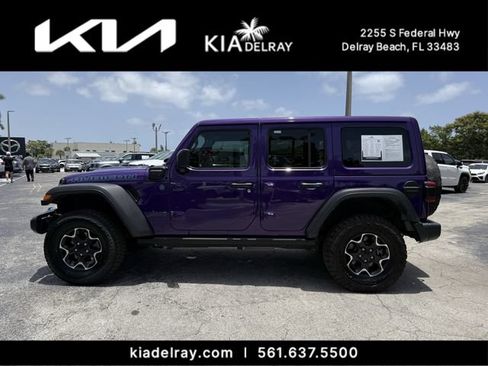 Used 2023 Jeep Wrangler Unlimited Rubicon 4xe w/ Cold Weather Group AWD/4WD image 5