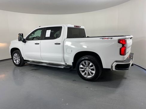 Used 2021 Chevrolet Silverado 1500 Custom w/ Custom Max Trailering Package image 4