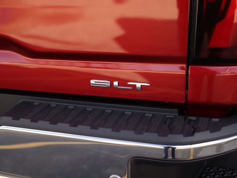 New 2026 GMC Sierra 2500 SLT w/ SLT Premium Package image 36