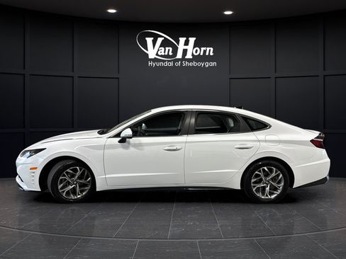 Used 2023 Hyundai Sonata SEL w/ Preferred Accessory Package FWD image 6