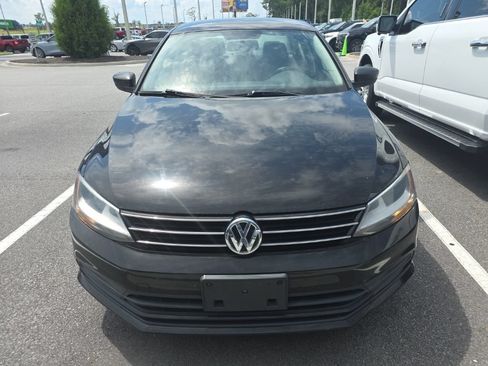 Used 2016 Volkswagen Jetta S FWD image 2