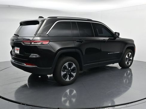 Used 2024 Jeep Grand Cherokee Limited 4xe AWD/4WD image 8