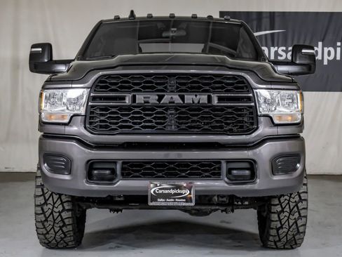 Used 2024 RAM 3500 Tradesman w/ Chrome Appearance Group image 4