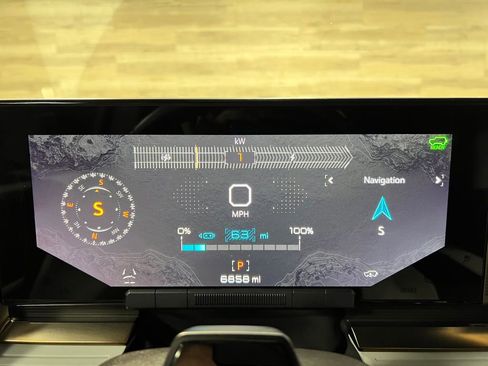 Used 2025 GMC Hummer EV 2X image 10