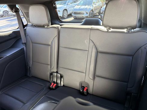 Used 2021 GMC Yukon Denali w/ Denali Premium Package image 26