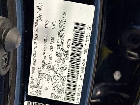 Used 2017 Toyota Tacoma TRD Off-Road w/ Premium & Technology Package image 29