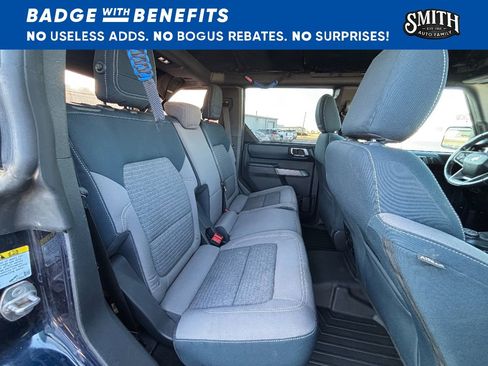 Used 2021 Ford Bronco Outer Banks AWD/4WD image 12