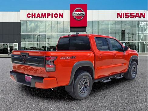 New 2025 Nissan Frontier PRO-4X image 6