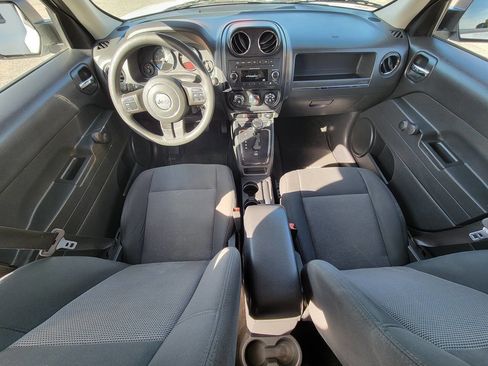 Used 2014 Jeep Patriot Sport FWD image 26