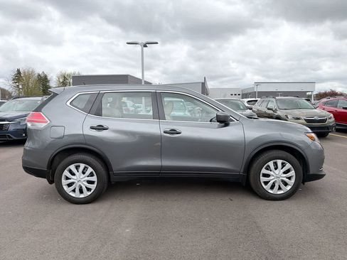 Used 2016 Nissan Rogue S FWD image 14