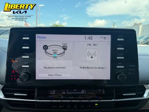 Used 2022 Toyota Sienna LE AWD/4WD image 14