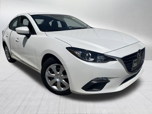 Used 2016 MAZDA MAZDA3 i Sport FWD image 3