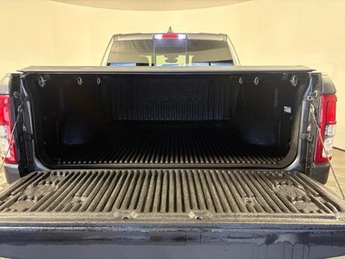 Used 2020 RAM 1500 Big Horn AWD/4WD image 9