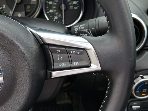 Used 2023 MAZDA MX-5 Miata Grand Touring RWD image 22