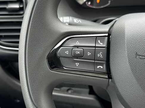 Used 2025 RAM ProMaster 2500 w/ Storage Group image 19