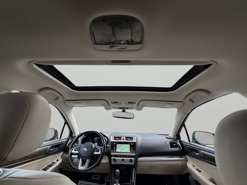 Used 2016 Subaru Outback 3.6R Limited image 19