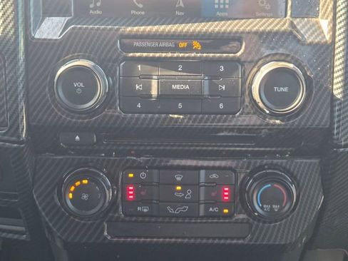 Used 2018 Ford F150 XLT w/ Equipment Group 302A Luxury AWD/4WD image 28