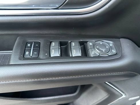 Used 2022 Chevrolet Suburban High Country AWD/4WD image 21