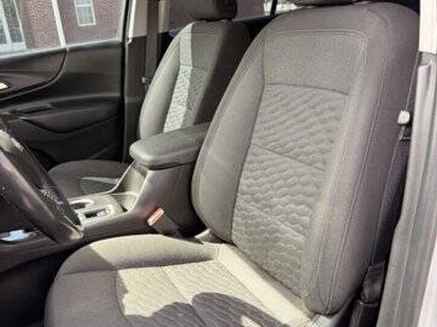 Used 2019 Chevrolet Equinox LT image 13