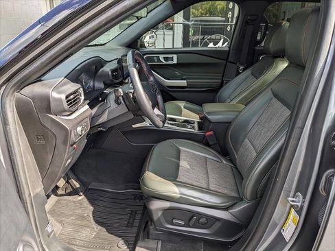 Used 2022 Ford Explorer Timberline image 9