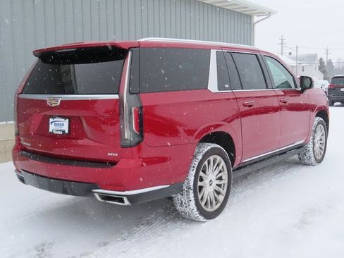 Used 2021 Cadillac Escalade ESV Premium Luxury w/ Driver Assist Tech Package image 3