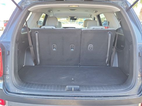 Used 2020 Hyundai Palisade SE image 10