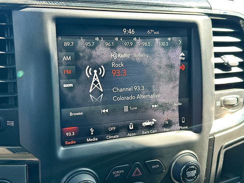 Used 2018 RAM 2500 Laramie w/ Sport Appearance Group AWD/4WD image 21