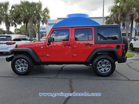 Used 2015 Jeep Wrangler Unlimited Rubicon w/ Dual Top Group AWD/4WD image 2