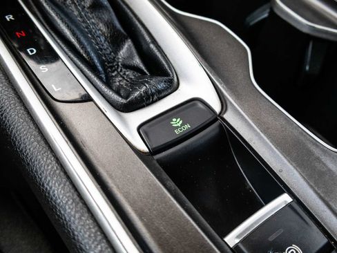 Used 2019 Honda Accord LX image 24