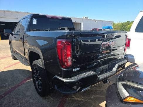 Used 2025 GMC Sierra 1500 AT4 w/ AT4 Premium Package AWD/4WD image 3