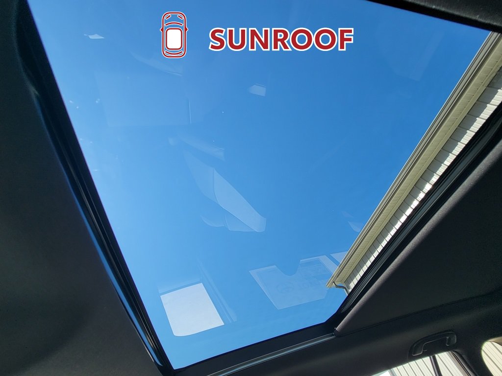 New 2026 Toyota RAV4 XSE w/ Panoramic Sun Roof Package AWD/4WD image 18