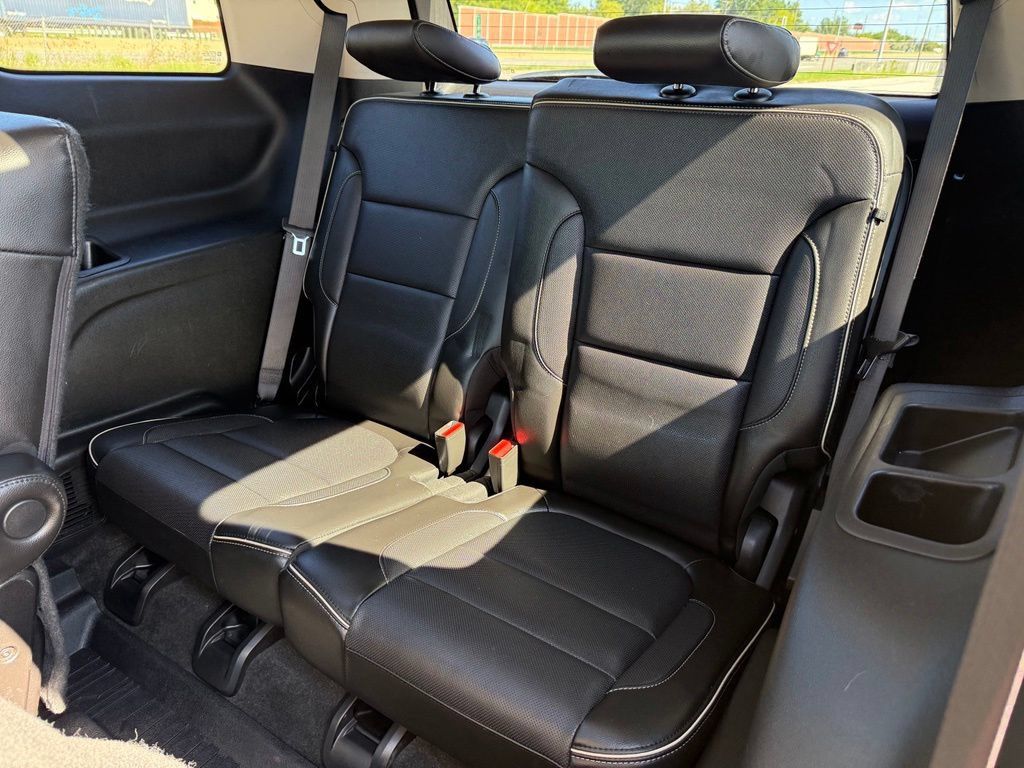 Used 2019 GMC Acadia Denali w/ Technology Package AWD/4WD image 22