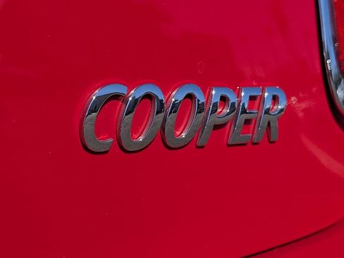 Used 2019 MINI Cooper 2-Door Hardtop image 14