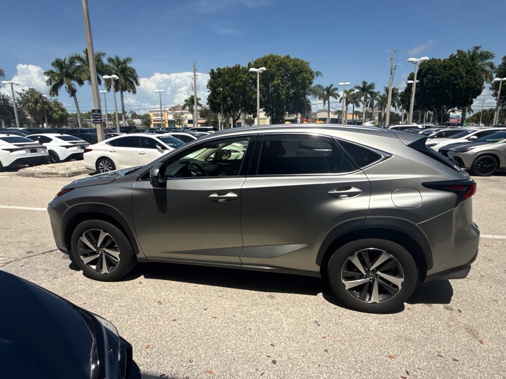 Used 2018 Lexus NX 300 AWD w/ Premium Package image 6