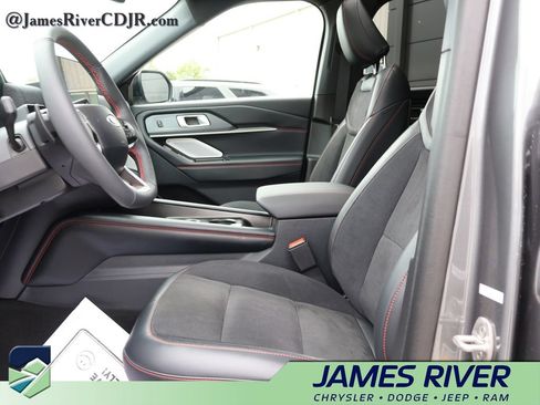 Used 2026 Ford Explorer ST w/ Sun And Sound Package AWD/4WD image 24