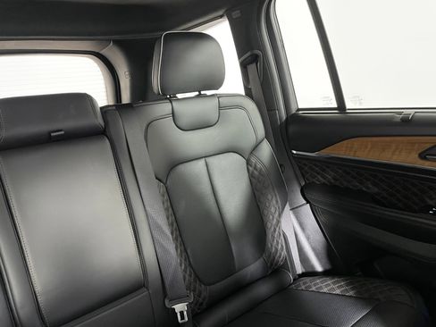 Used 2022 Jeep Grand Cherokee Summit image 15