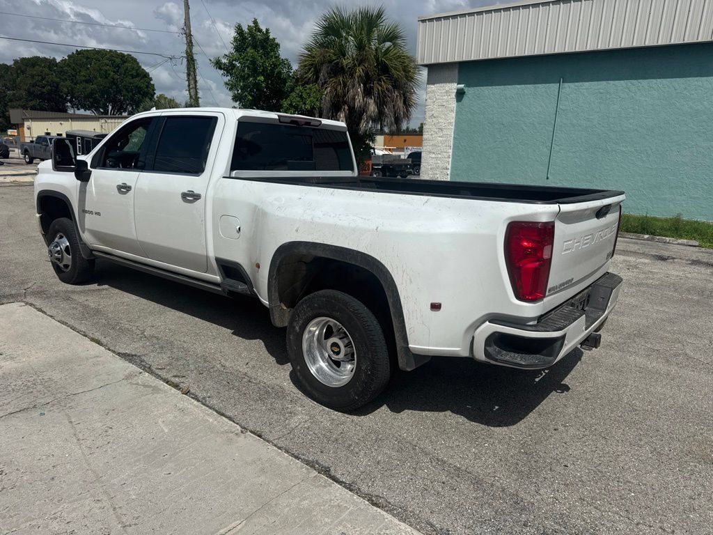 Used 2021 Chevrolet Silverado 3500 High Country AWD/4WD image 4