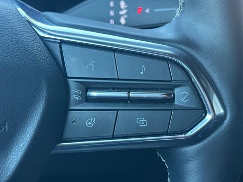 Used 2025 Chevrolet Equinox EV LT w/ Convenience Package image 38