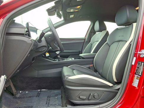 Certified 2025 Kia K5 GT-Line image 13