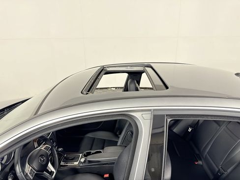 Used 2014 Mercedes-Benz C 250 Sport image 21