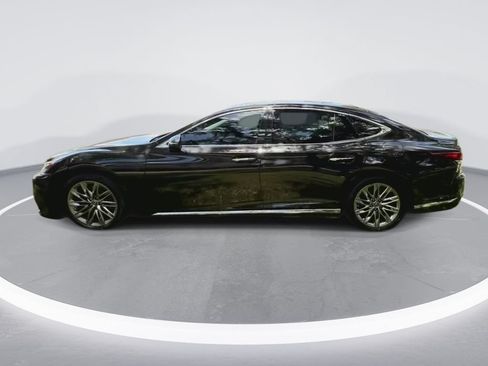 Used 2019 Lexus LS 500 w/ Accessory Package (Z2) RWD image 5